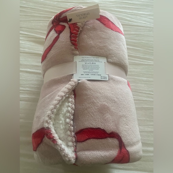 Victoria's Secret Pink and Red Plush Blanket - Picture 3 of 3